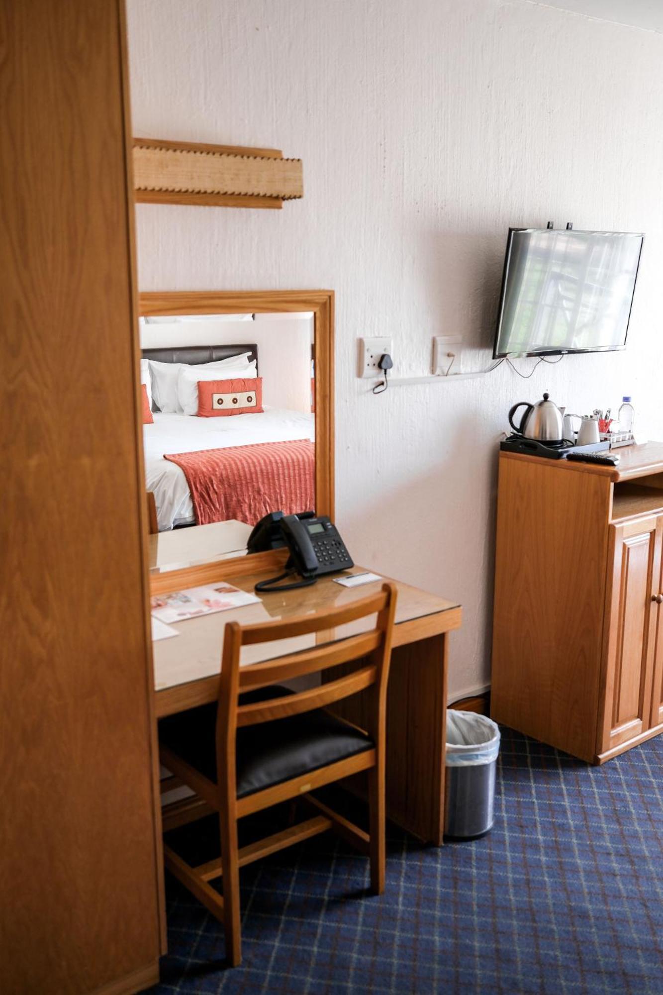 Hotel Glenburn & 3*